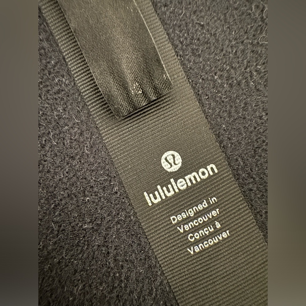 Lululemon RARE All Days Softshell US10 - Picture 9 of 16